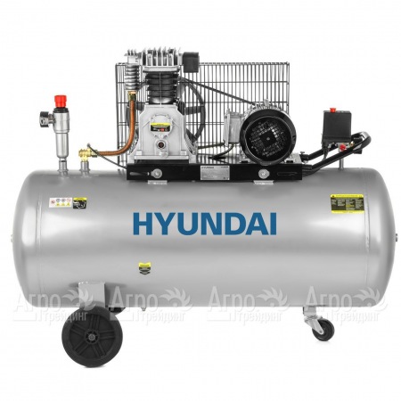 Компрессор поршневой масляный Hyundai HYC 40200-3BD в Великих Луках