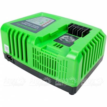 Быстрое зарядное устройство Greenworks G40UC5  в Великих Луках
